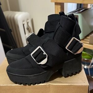 Stylish Black Women's Chunky Heel Shoes